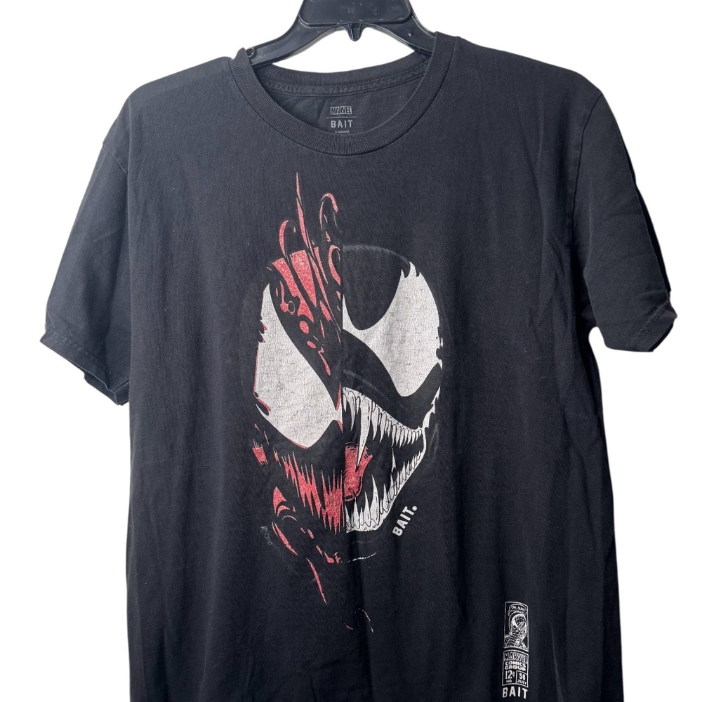 Marvel Black and Red Venom Graphic Tee